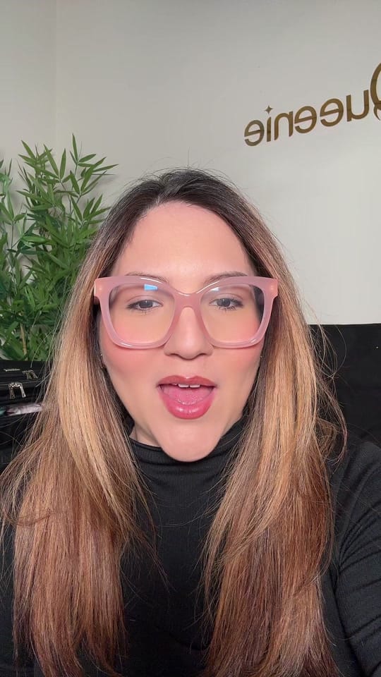 Post 9 by Bárbara Queenie 👑 on TikTok (video)