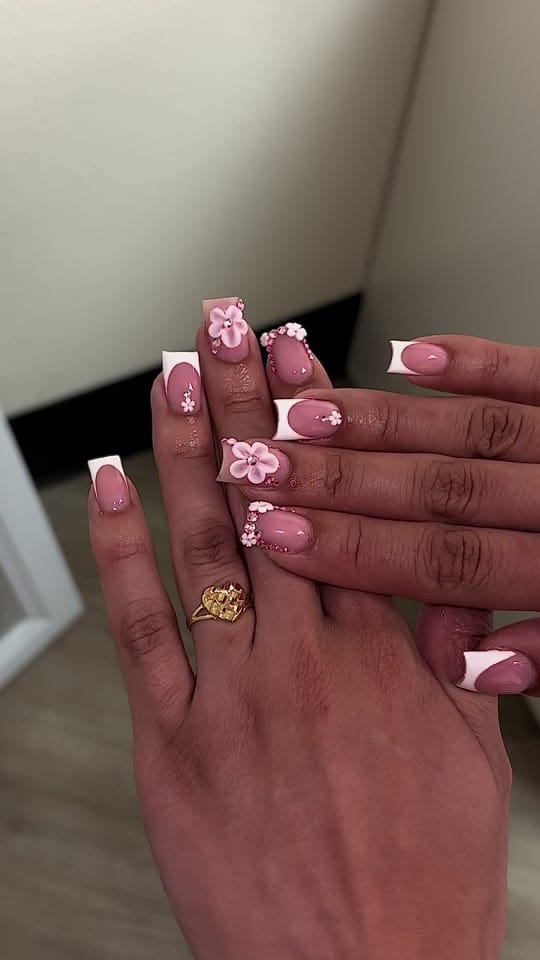 Post 5 by LV Nail Tech🩷 on TikTok (video)