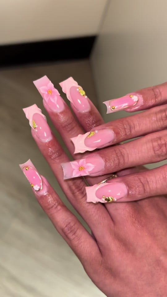Post 2 by LV Nail Tech🩷 on TikTok (video)
