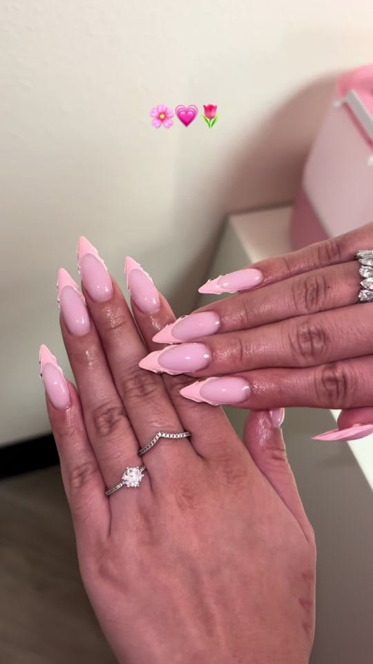 Post 3 by LV Nail Tech🩷 on TikTok (video)