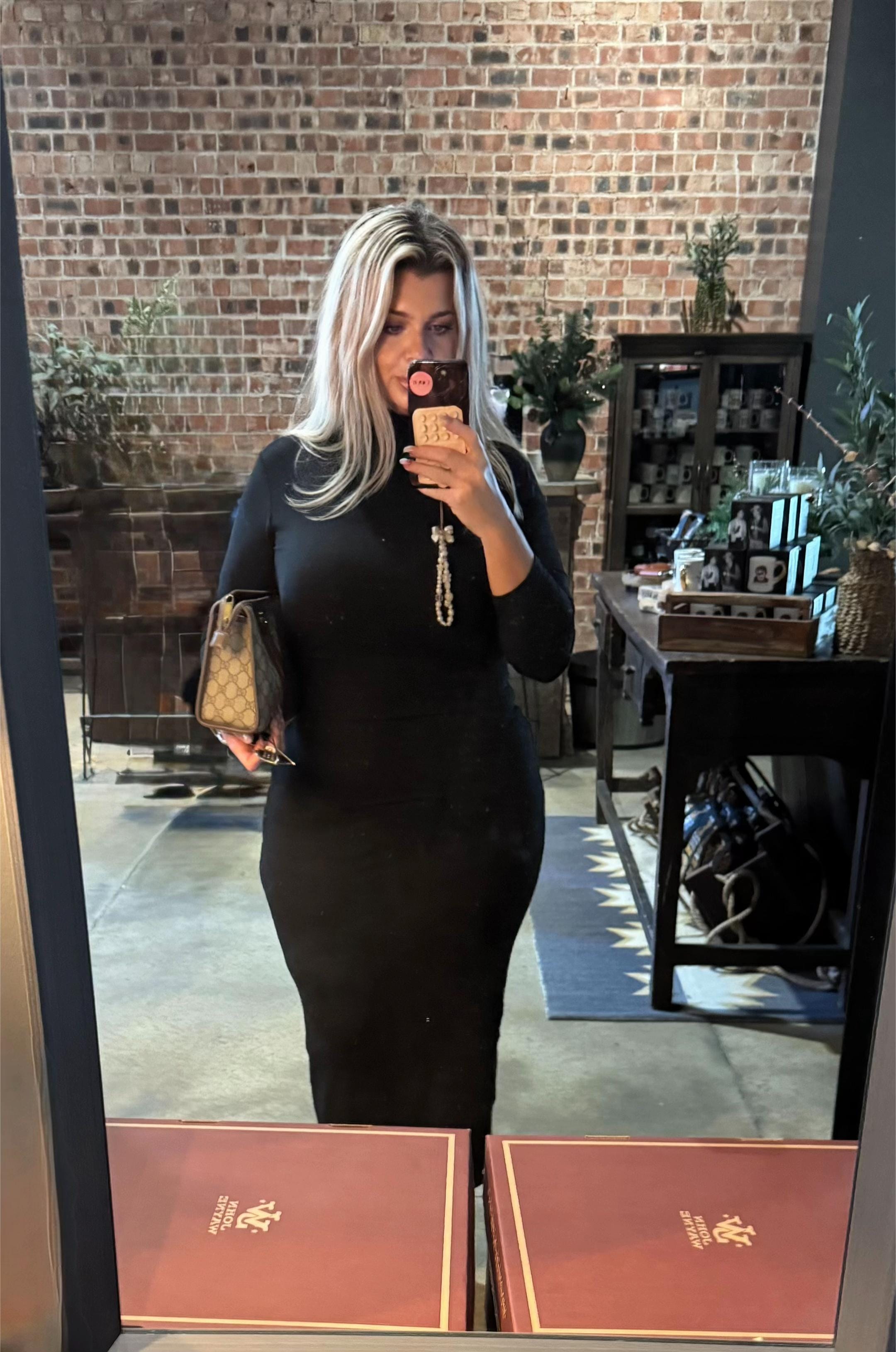 Post 1 by Arabella Trasca on TikTok (video)