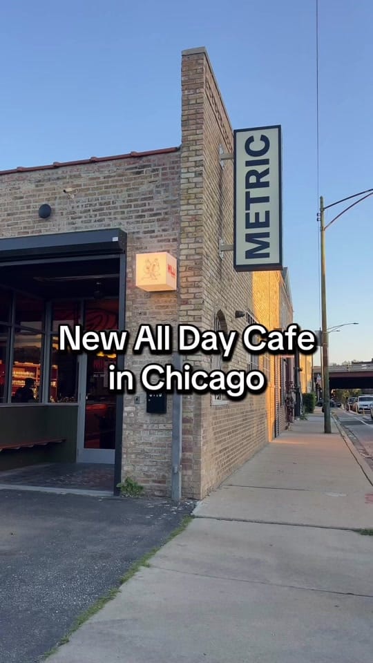 Post 8 by Airam - Chicago Food + Photo on TikTok (video)
