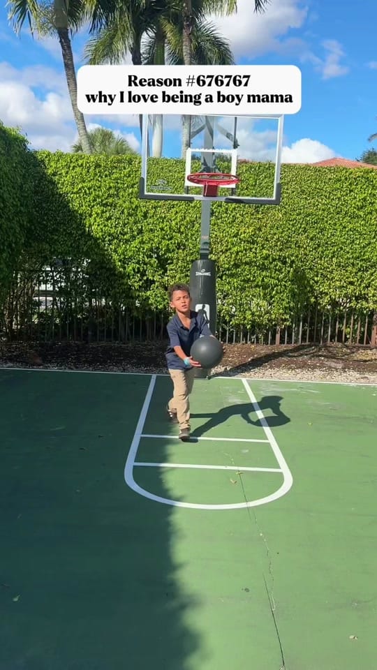 Post 3 by Kiera Cheyenne on TikTok (video)