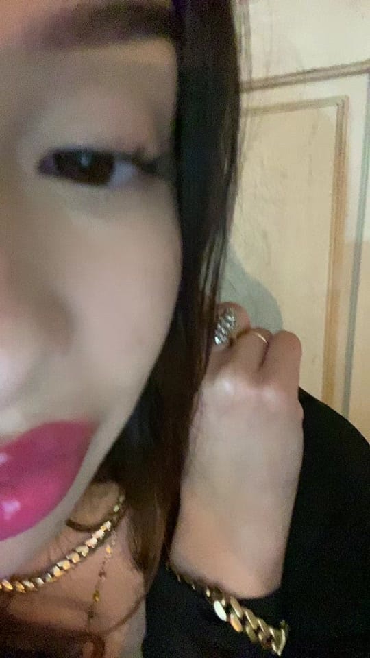 Post 10 by Liz on TikTok (video)