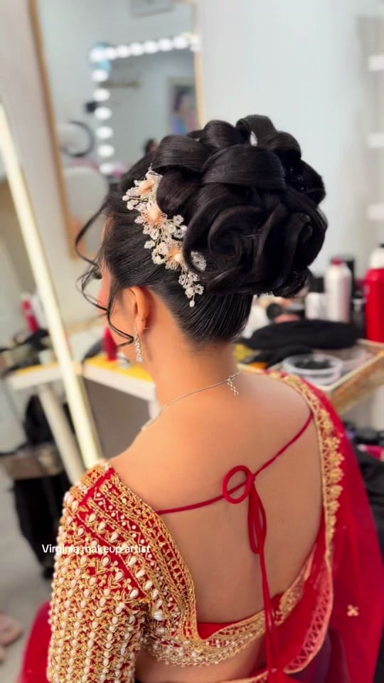 Post 1 by Yalda Beauty on TikTok (video)