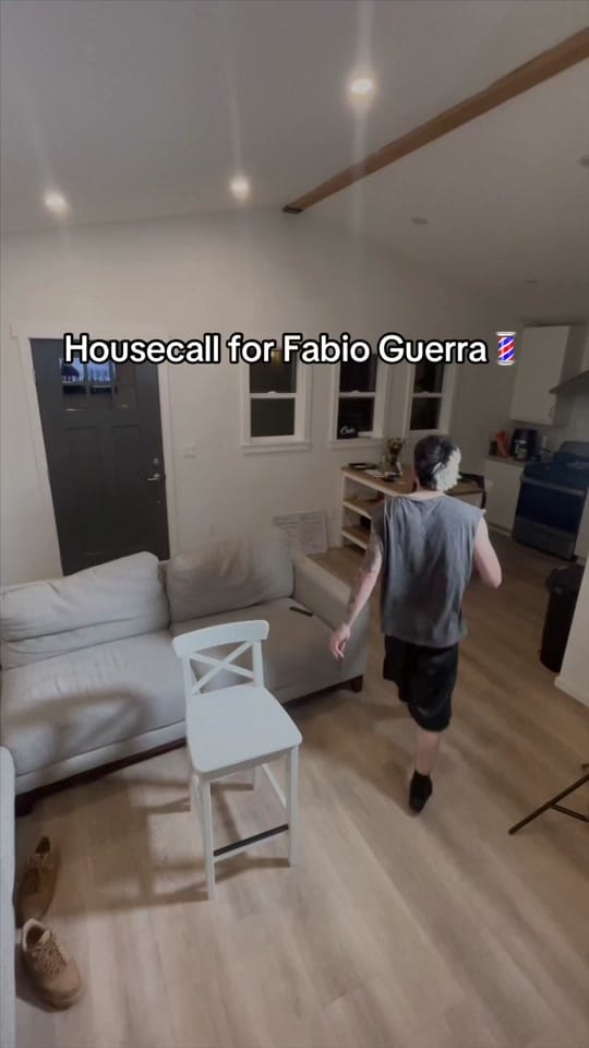 Post 4 by LáFade on TikTok (video)