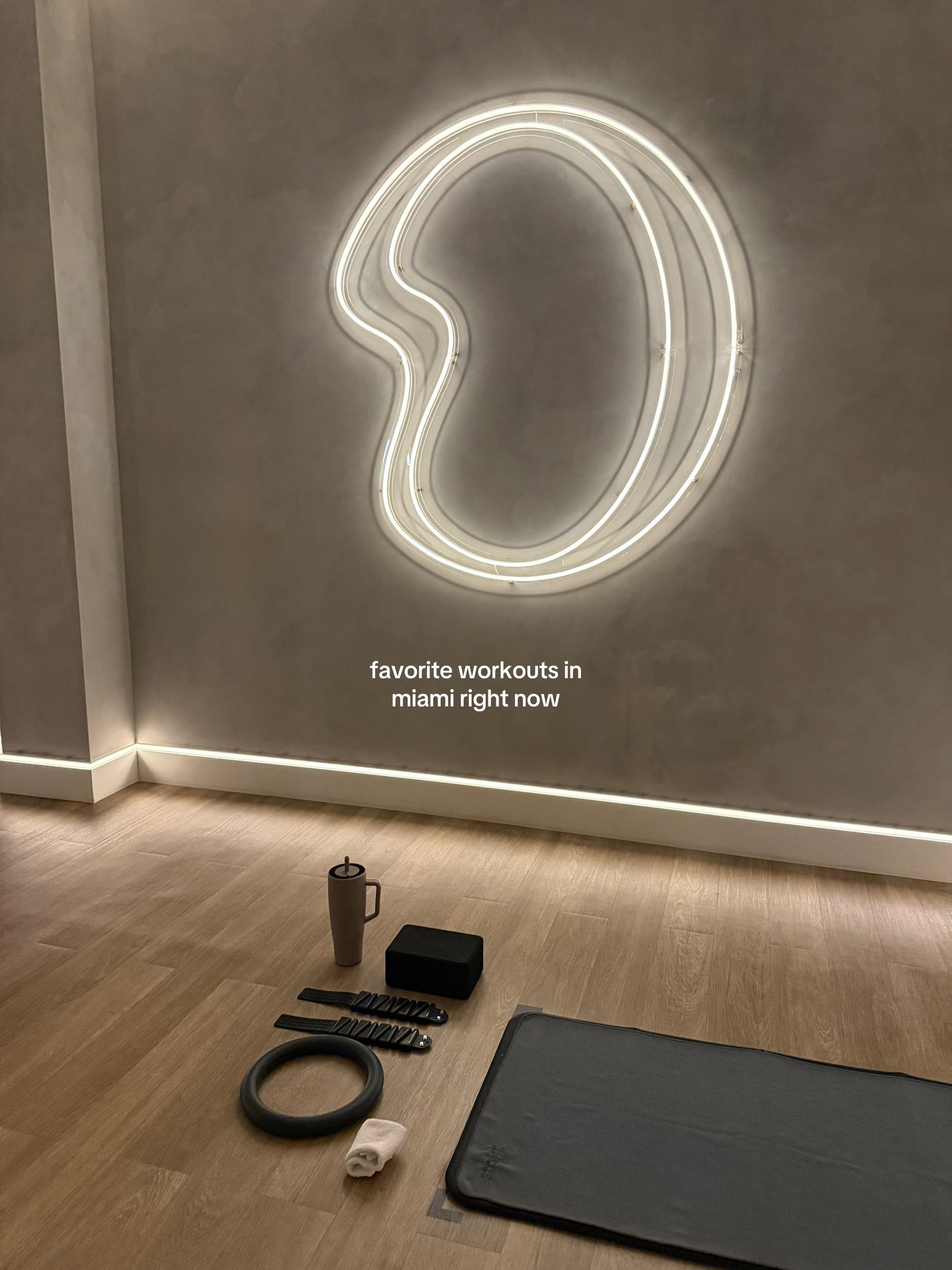 Post 2 by Kevin Cruz on TikTok (video)