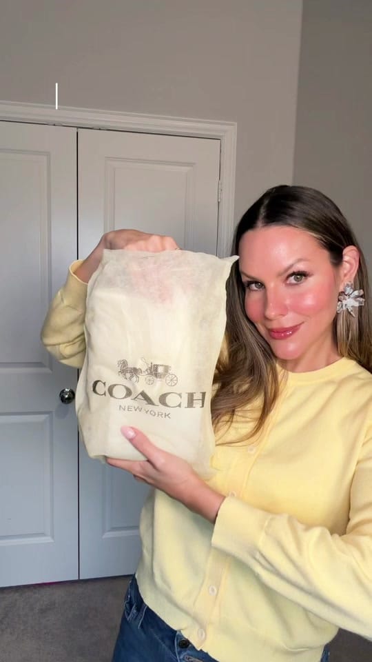 Post 7 by Johanna/ latina in the 🇺🇸 on TikTok (video)