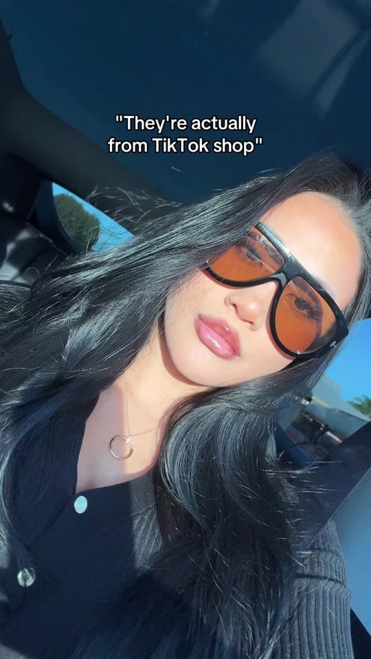 Post 6 by Yenni💫 on TikTok (video)