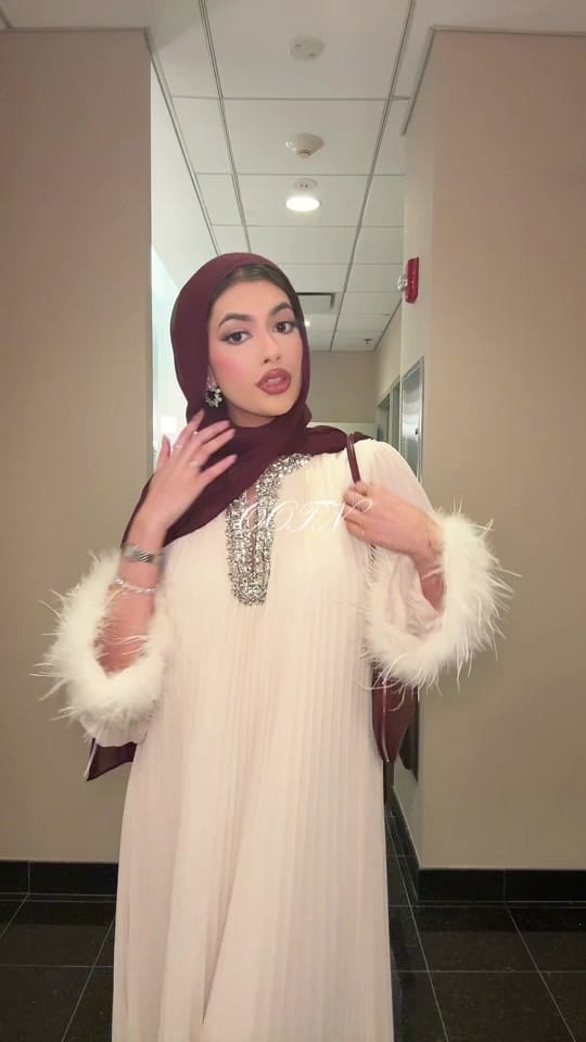 Post 1 by Romaana on TikTok (video)