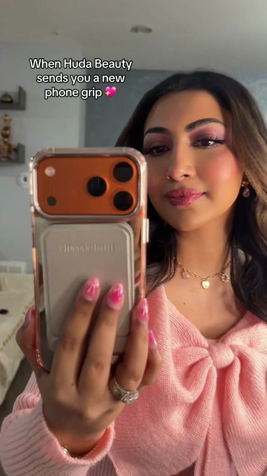 Post 10 by Humna Glam💋 on TikTok (video)