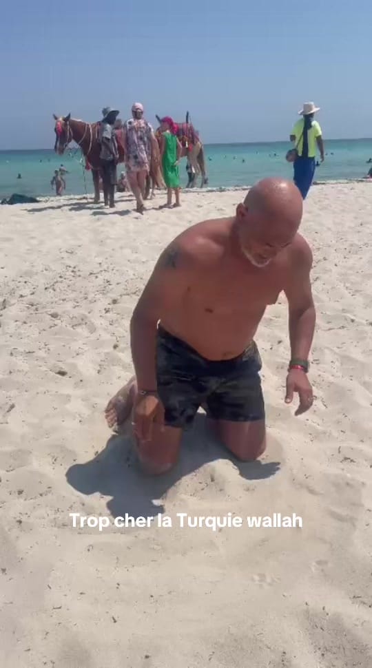 Post 1 by Alex Sandraz on TikTok (video)