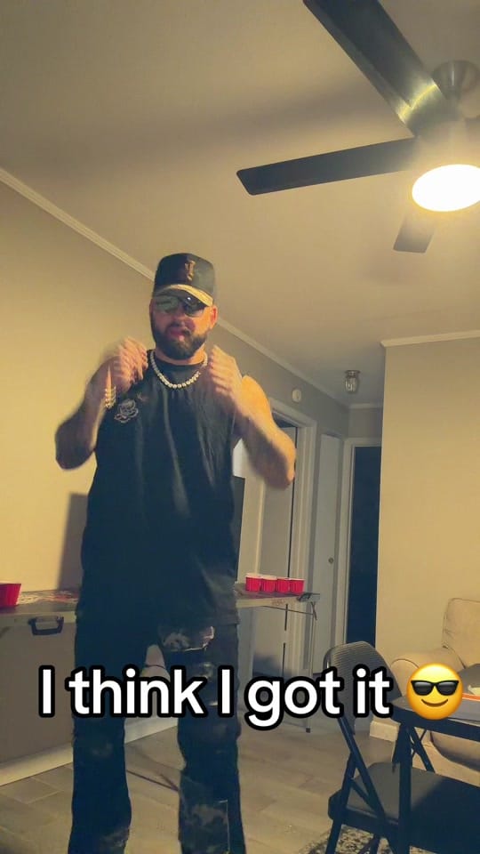 Post 7 by Tooturnt ᐞᐄᐞ 𓂀 on TikTok (video)