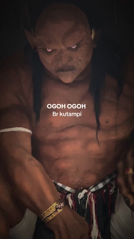 Post 2 by KM JULI on TikTok (video)
