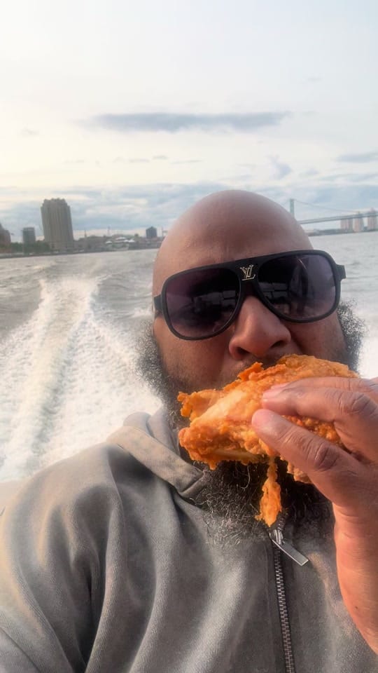 Post 1 by (MR EATS)FOOD AND TRAVEL GUIDE on TikTok (video)