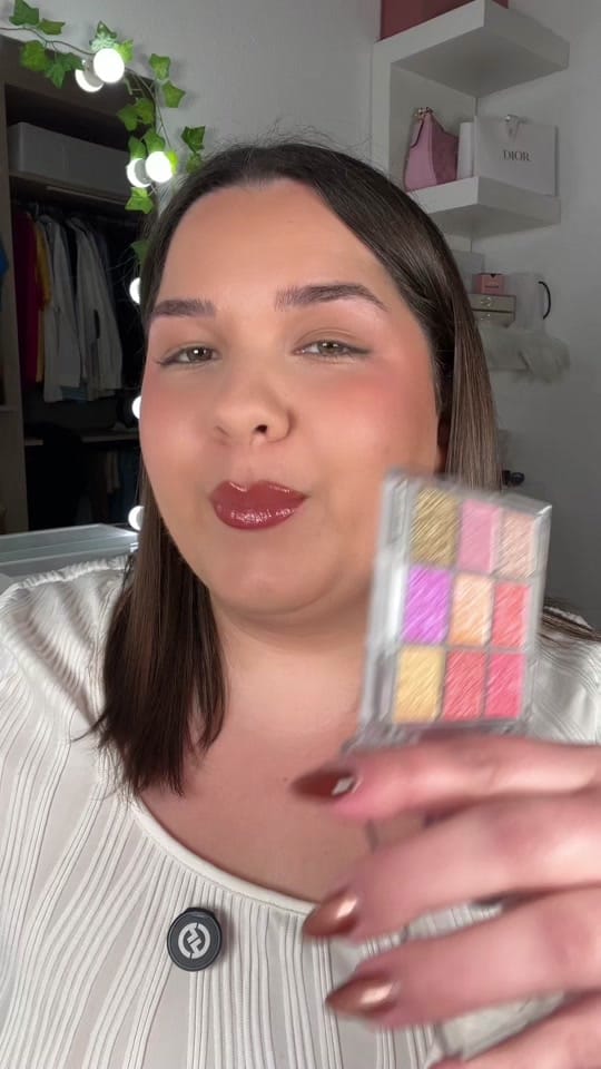 Post 4 by Vir💄 on TikTok (video)