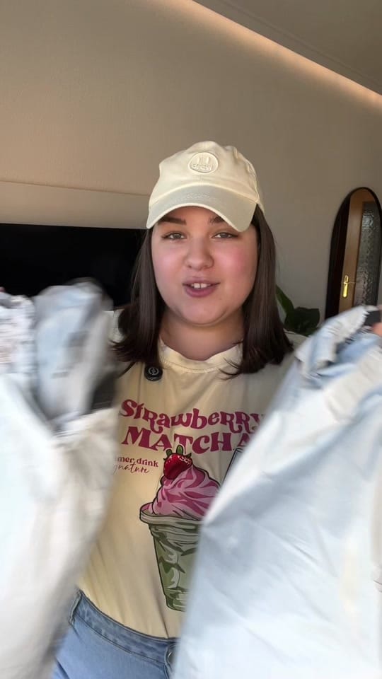 Post 1 by Vir💄 on TikTok (video)
