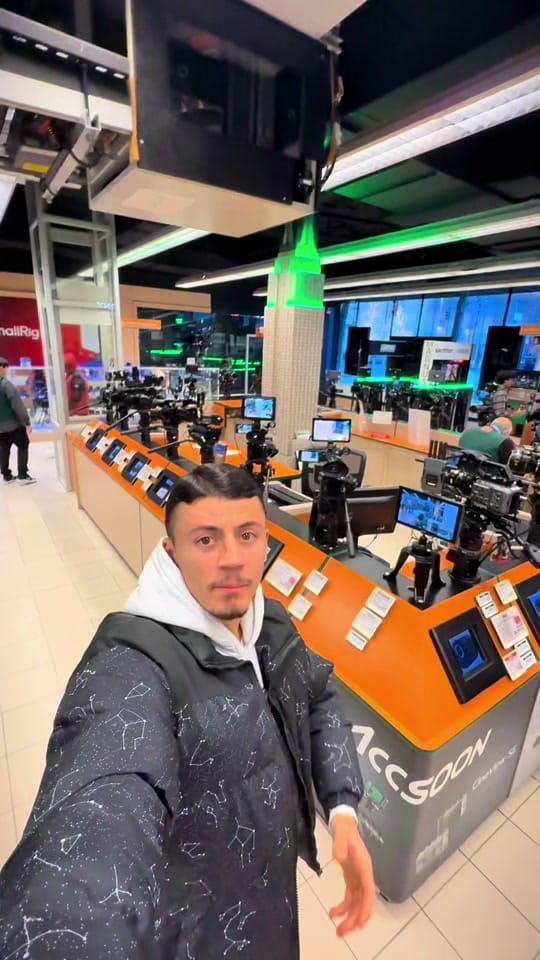 Post 2 by costantinonapolitano on TikTok (video)
