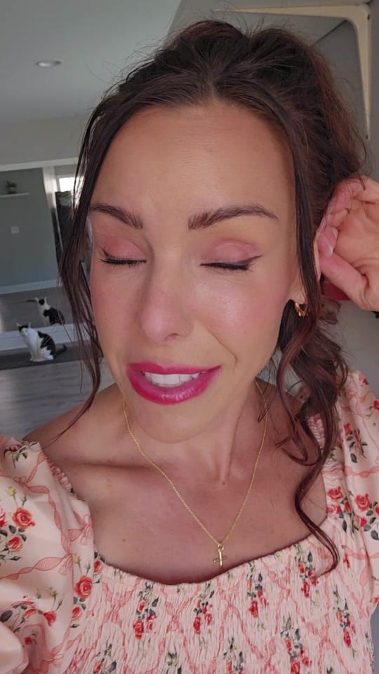 Post 3 by Jenny Geska on TikTok (video)