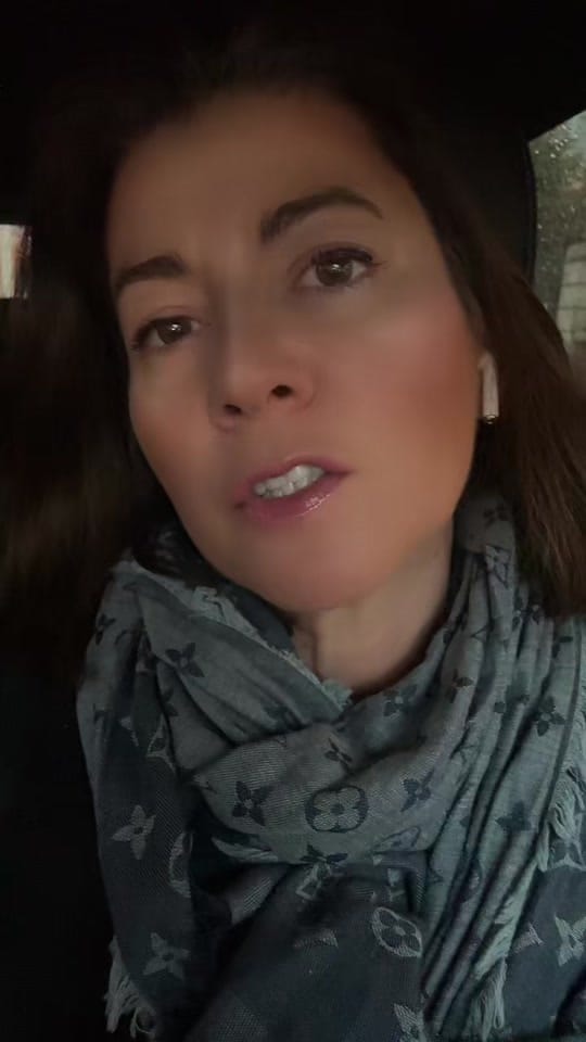 Post 2 by Evabeluga on TikTok (video)