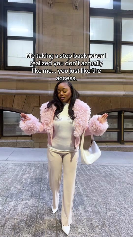 Post 2 by Hikari Fleurr 💋 on TikTok (video)