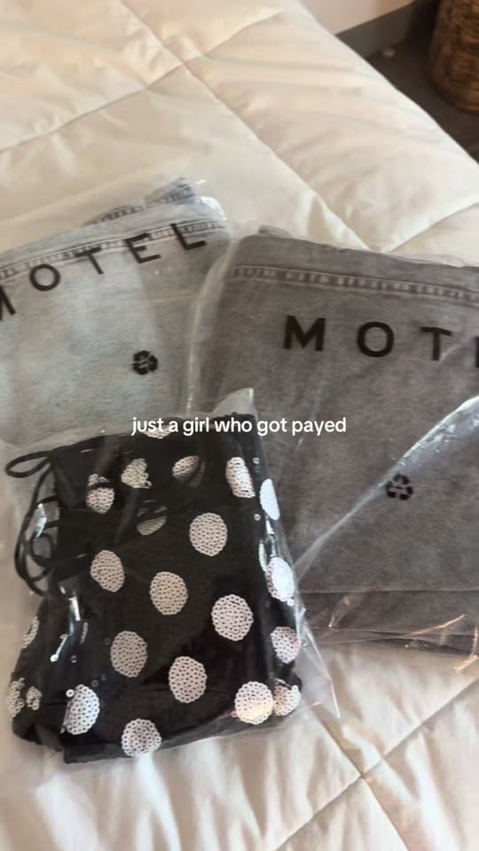 Post 3 by alexa alvarez on TikTok (video)
