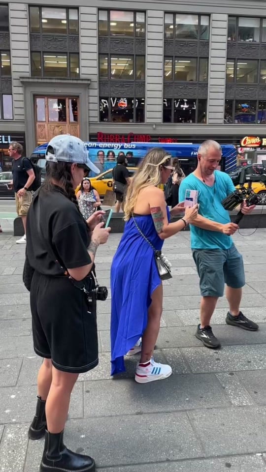 Post 8 by Nicole Cabrera on TikTok (video)