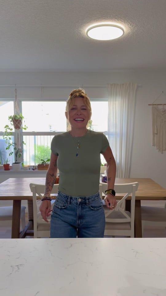 Post 2 by Familia Carameluchi on TikTok (video)