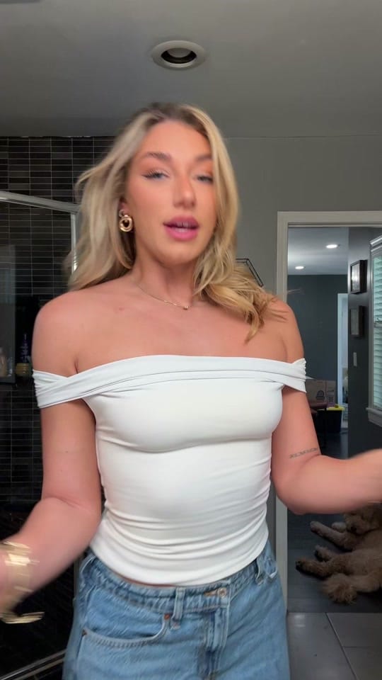 Post 2 by Taylor Renfroe on TikTok (video)