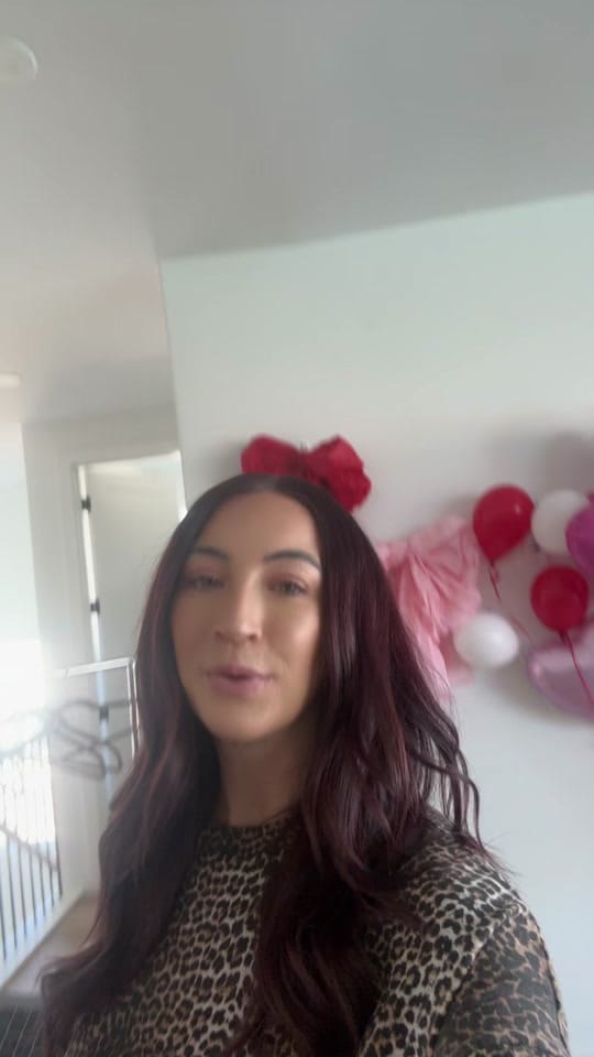 Post 8 by Skyy Byee on TikTok (video)