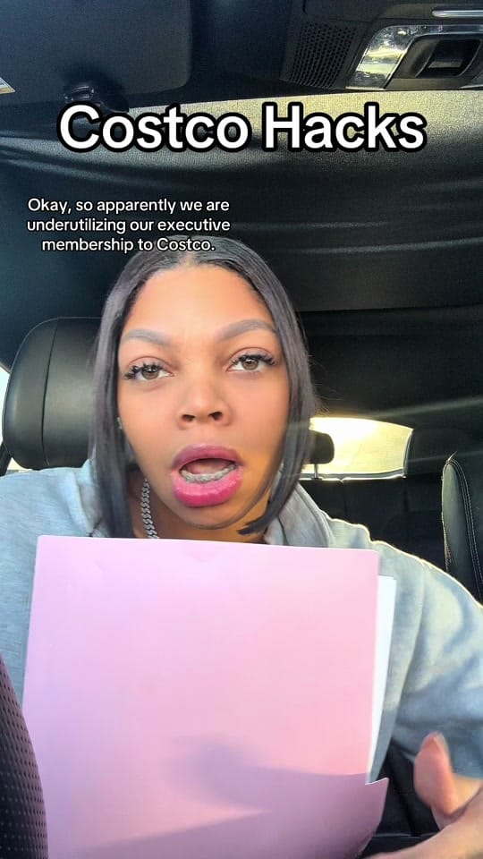 Post 8 by Meelah on TikTok (video)