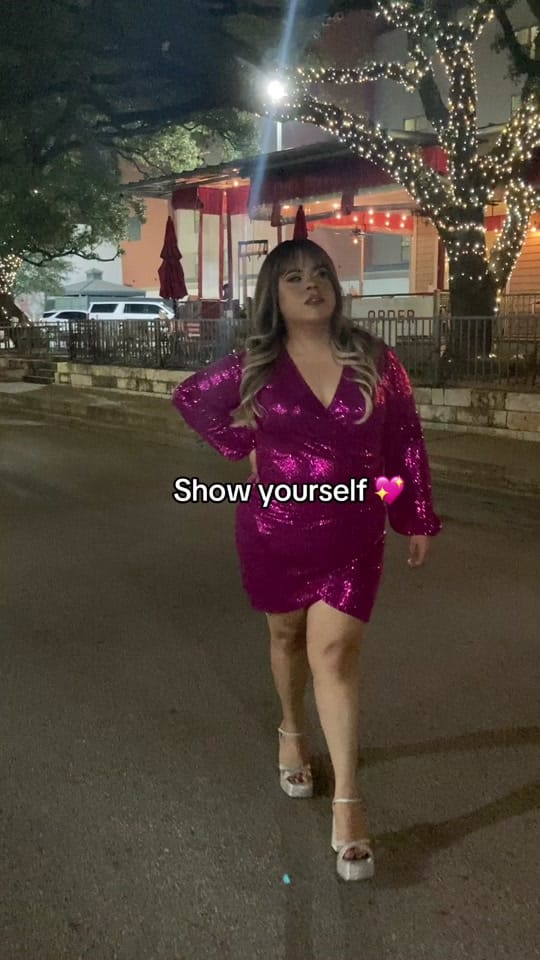 Post 6 by Dallas Maternity Photographer on TikTok (video)