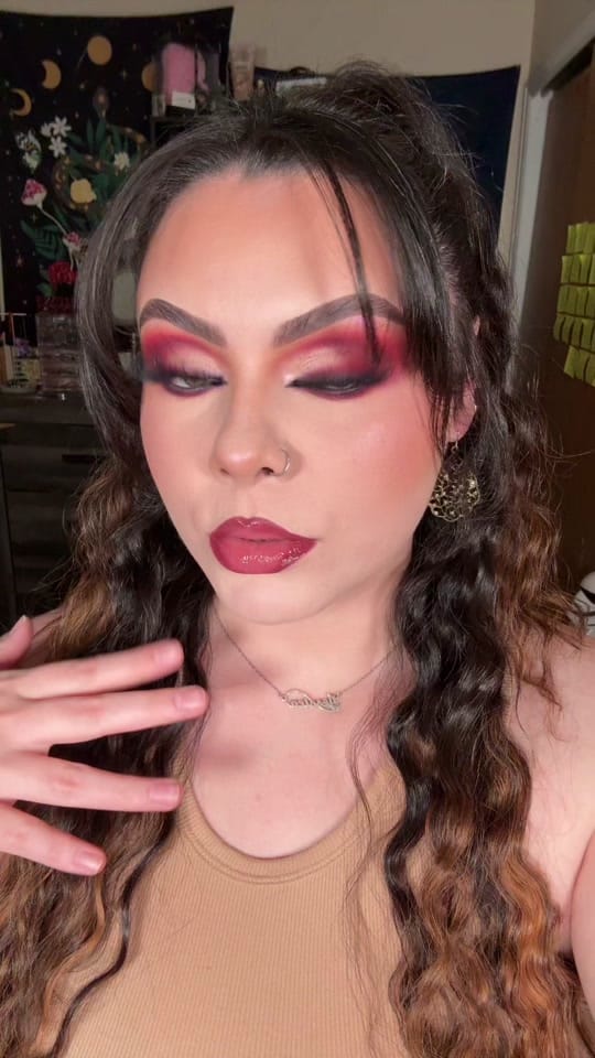 Post 3 by Jessica Martinez on TikTok (video)