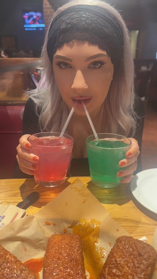 Post 3 by Clio Cadence on TikTok (video)