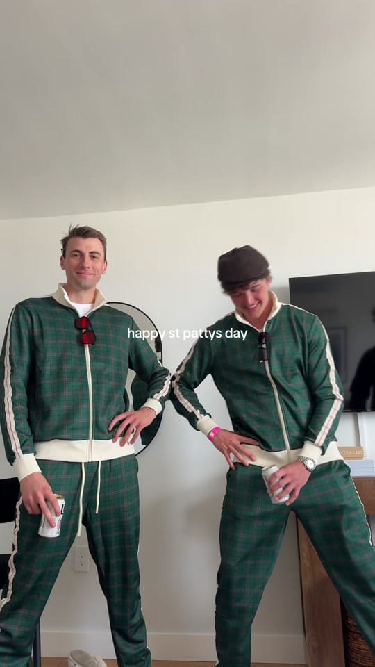 Post 3 by Nicole Lane on TikTok (video)