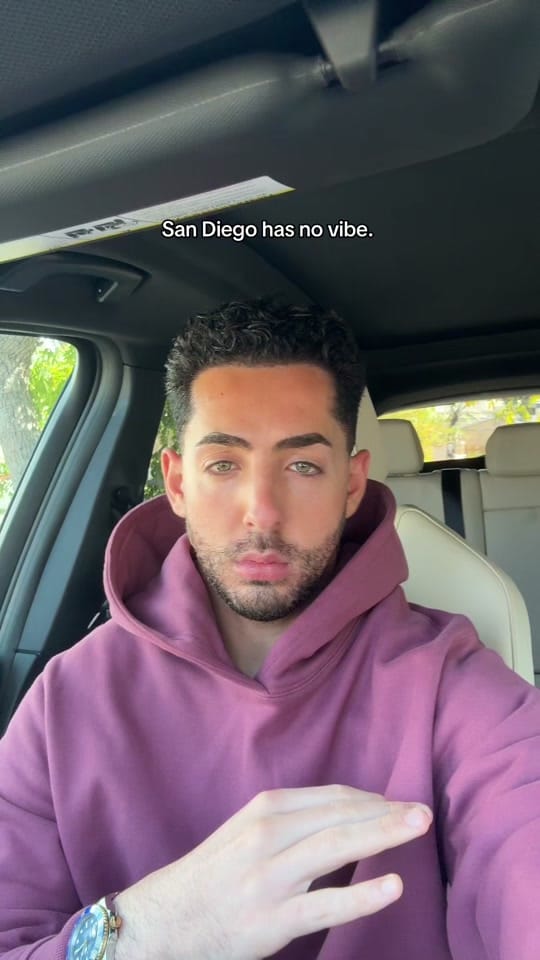 Post 4 by LORENZO on TikTok (video)