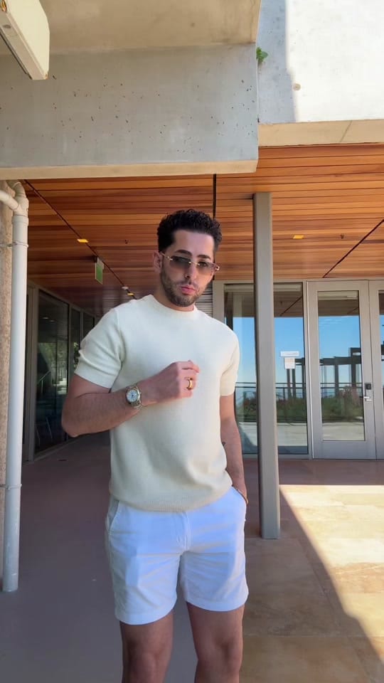 Post 2 by LORENZO on TikTok (video)