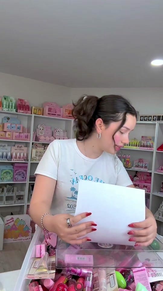 Post 8 by Sweet spring store on TikTok (video)