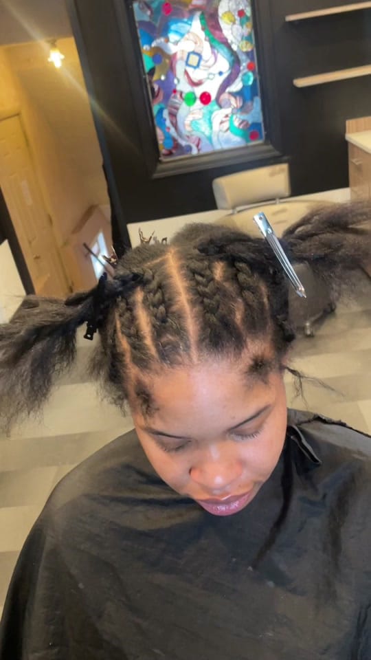 Post 7 by Aisha Hairstylist & Creator on TikTok (video)