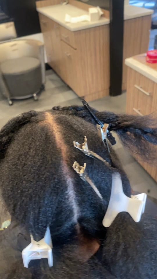 Post 4 by Aisha Hairstylist & Creator on TikTok (video)