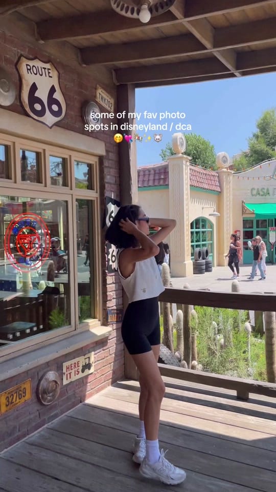 Post 10 by Lauren Desloge on TikTok (video)