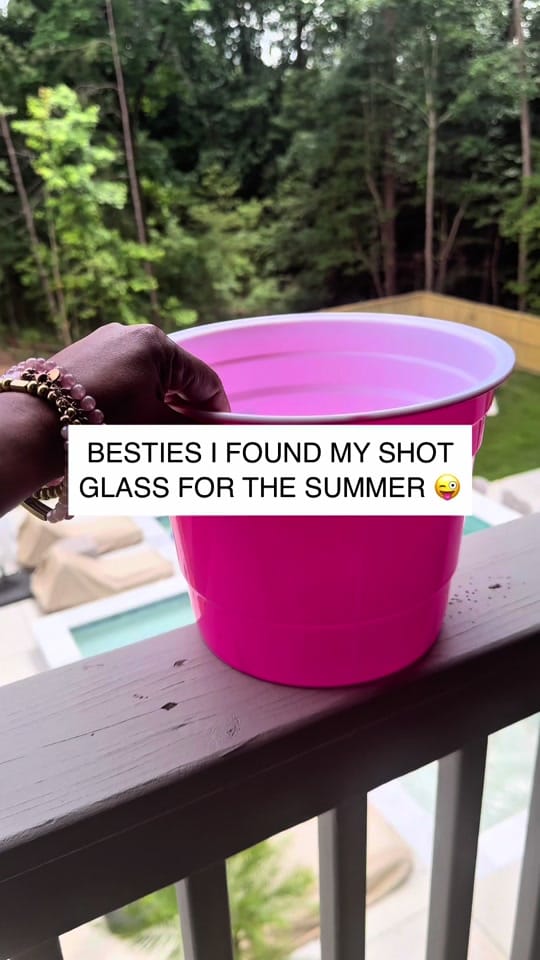Post 6 by Mrsheadline on TikTok (video)
