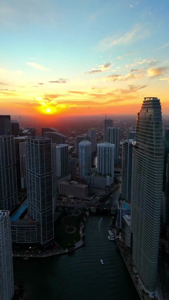 Post 6 by AerialPilotS on TikTok (video)