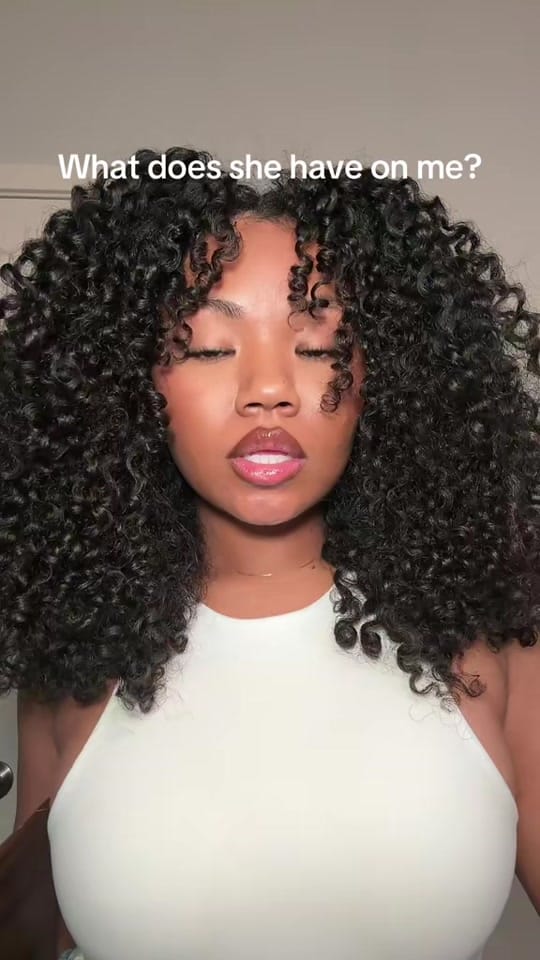Post 1 by NikikoBurnett on TikTok (video)