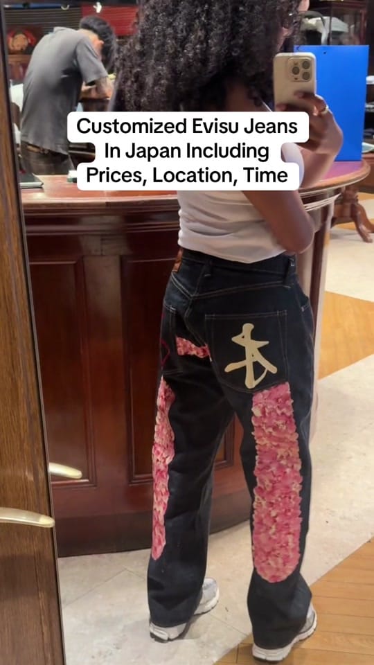 Post 8 by NikikoBurnett on TikTok (video)