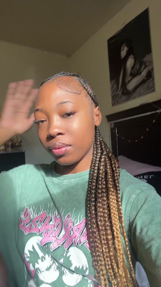Post 8 by <3 on TikTok (video)