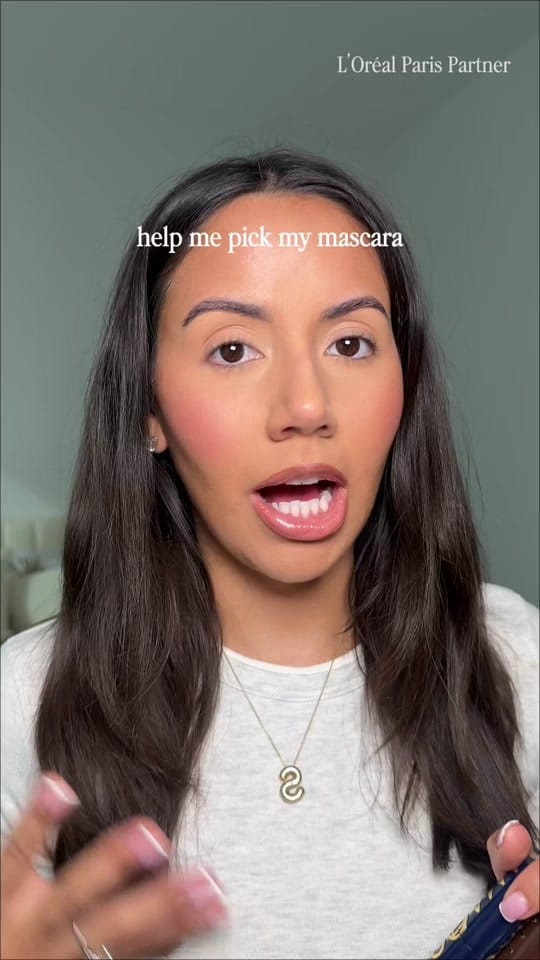Post 2 by Scarlett on TikTok (video)