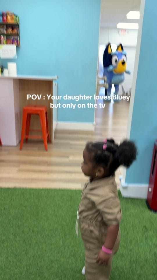 Post 4 by Ariel Elizabeth 💌 on TikTok (video)