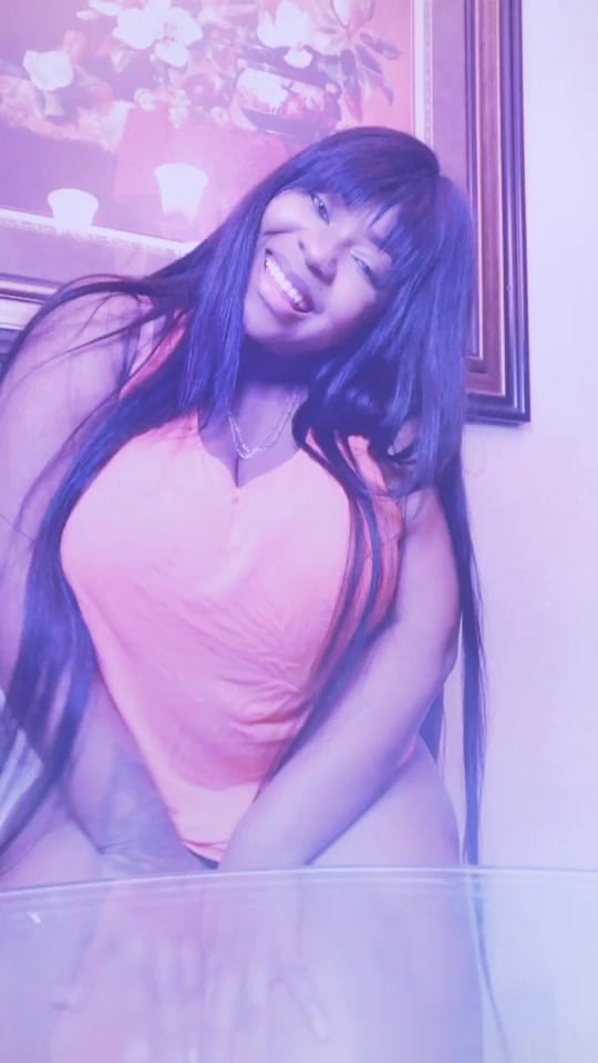 Post 10 by star_babeyy6633 on TikTok (video)