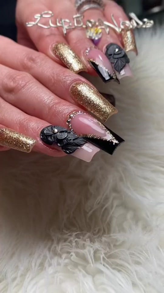 Post 1 by 𝓛𝓾𝓹𝓲𝓽𝓪 𝓷𝓪𝓲𝓵𝓼 on TikTok (video)